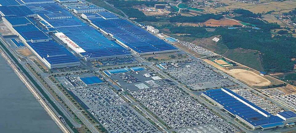 Platz 3: Kia-Werk Hwaseong
3,3 Millionen Quadratmeter groß ist die Fabrik Hwaseong in Südkorea von Kia. Sie wurde 1990 errichtet und ist die größte Fabrik des Autoherstellers Kia. Das Unternehmen besitzt insgesamt 13 Werke auf der ganzen Welt.