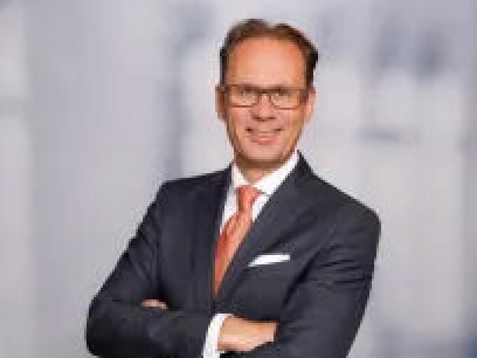 As a partner and head of industrial consulting at Deloitte, Oliver Bendig has more than 20 years of experience in strategy development and implementation. His focus is on growth programs, expanding the industrial service business, and supporting digital transformations. Als Partner und Leiter der Industrie-Beratung bei Deloitte hat Oliver Bendig mehr als 20 Jahre Erfahrung in der Strategieentwicklung und -umsetzung. Sein Fokus liegt auf Wachstumsprogrammen, dem Ausbau des industriellen Servicegeschäfts und der Begleitung digitaler Transformationen.