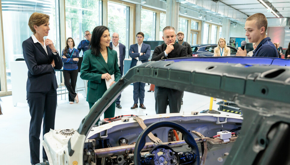 Opening of the BMW Talent Campus in Munich with Ilka Horstmeier (left, member of the board of management of BMW AG, human resources and real estate, labour director) and Katherina Reiche (centre, federal minister for economic affairs and energy).